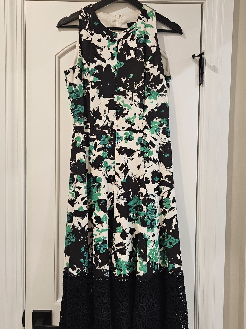 Carmen Marc Valvo Black, White & Green Floral Maxi Dress with Lace Hem